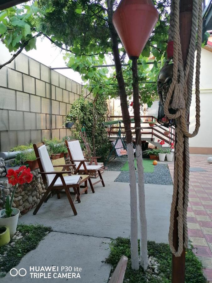 Casa Ozzy&Patty Hotel Două Mai Kültér fotó